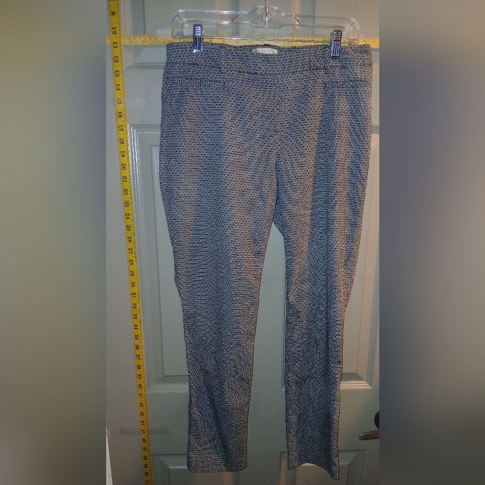 Lila Rose Women's size 10 pants